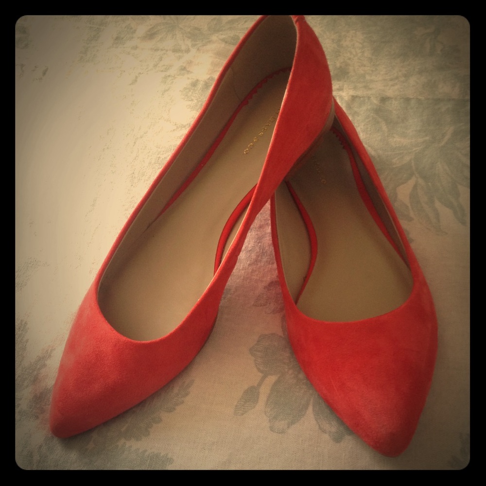 G. H. Bass & Co. Coral Pink Suede Flats
